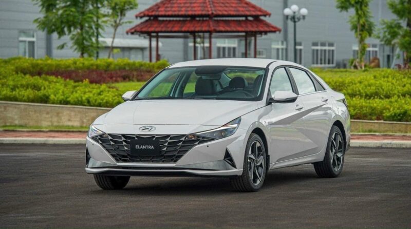 Elantra 2.0 AT